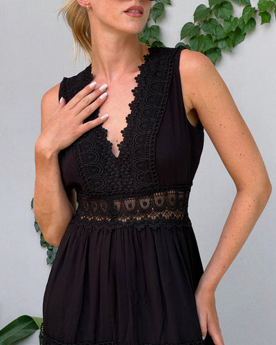Ismène | Elegantes Spitzenkleid mit V-Ausschnitt