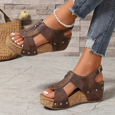 Ermelinde | Retro Keilsandalen mit Reißverschluss