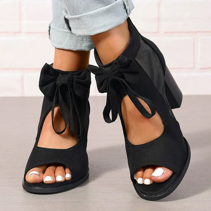 Siglinde | Orthopädische Pumps mit Schleifendetail