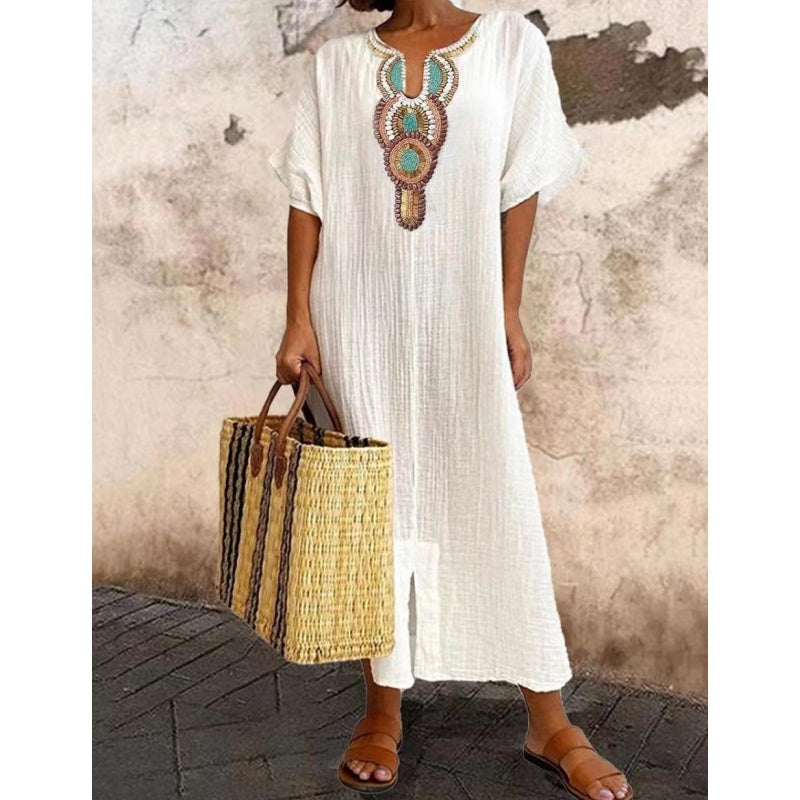 Melurina | Besticktes Kleid mit Schlitz