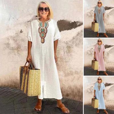 Melurina | Besticktes Kleid mit Schlitz